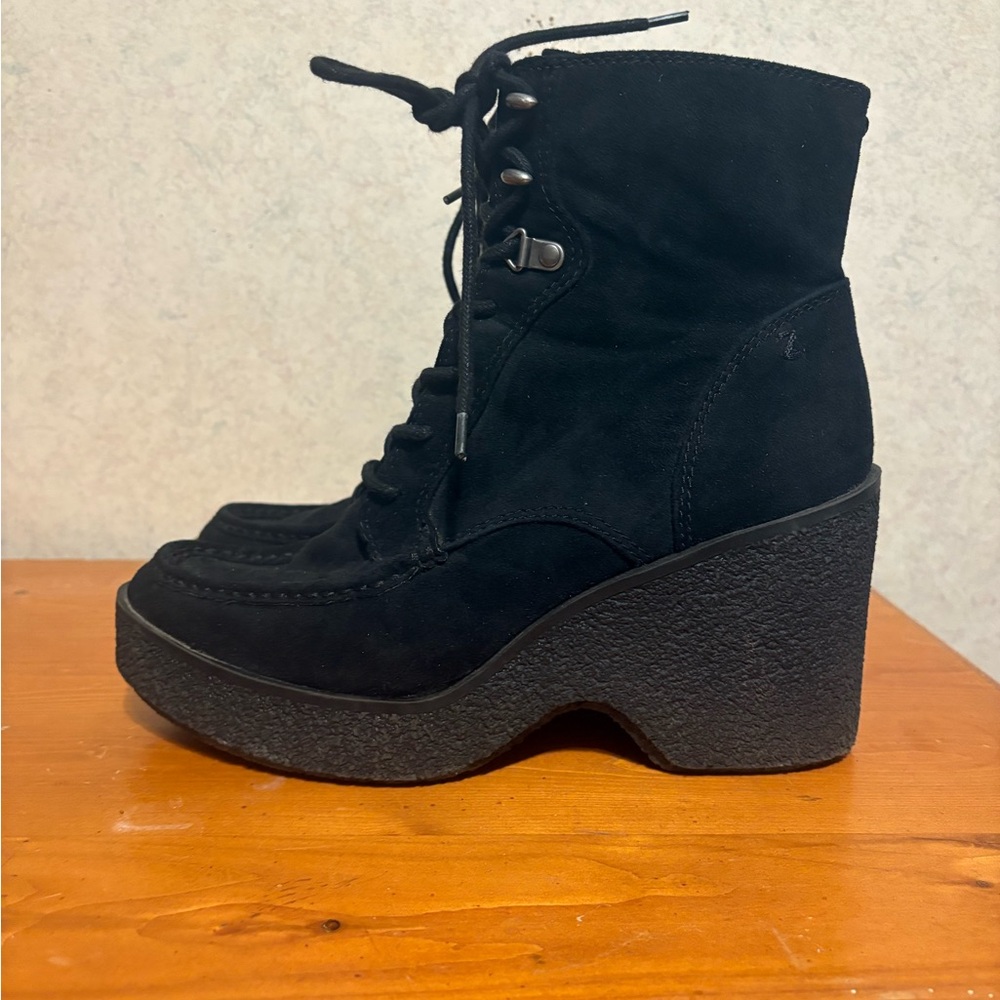 Zodiac Talula Black Suede Lace-Up Platform Boots Women’s Size 10
